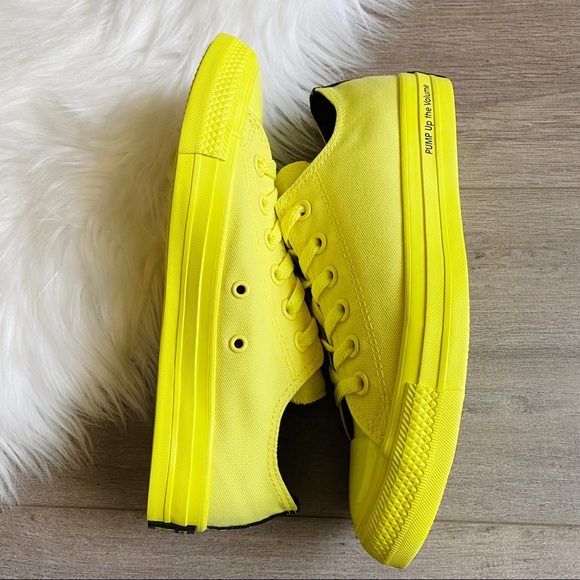 NWT Converse X OPI Chuck Taylor All Star Women’s - Picture 6 of 9